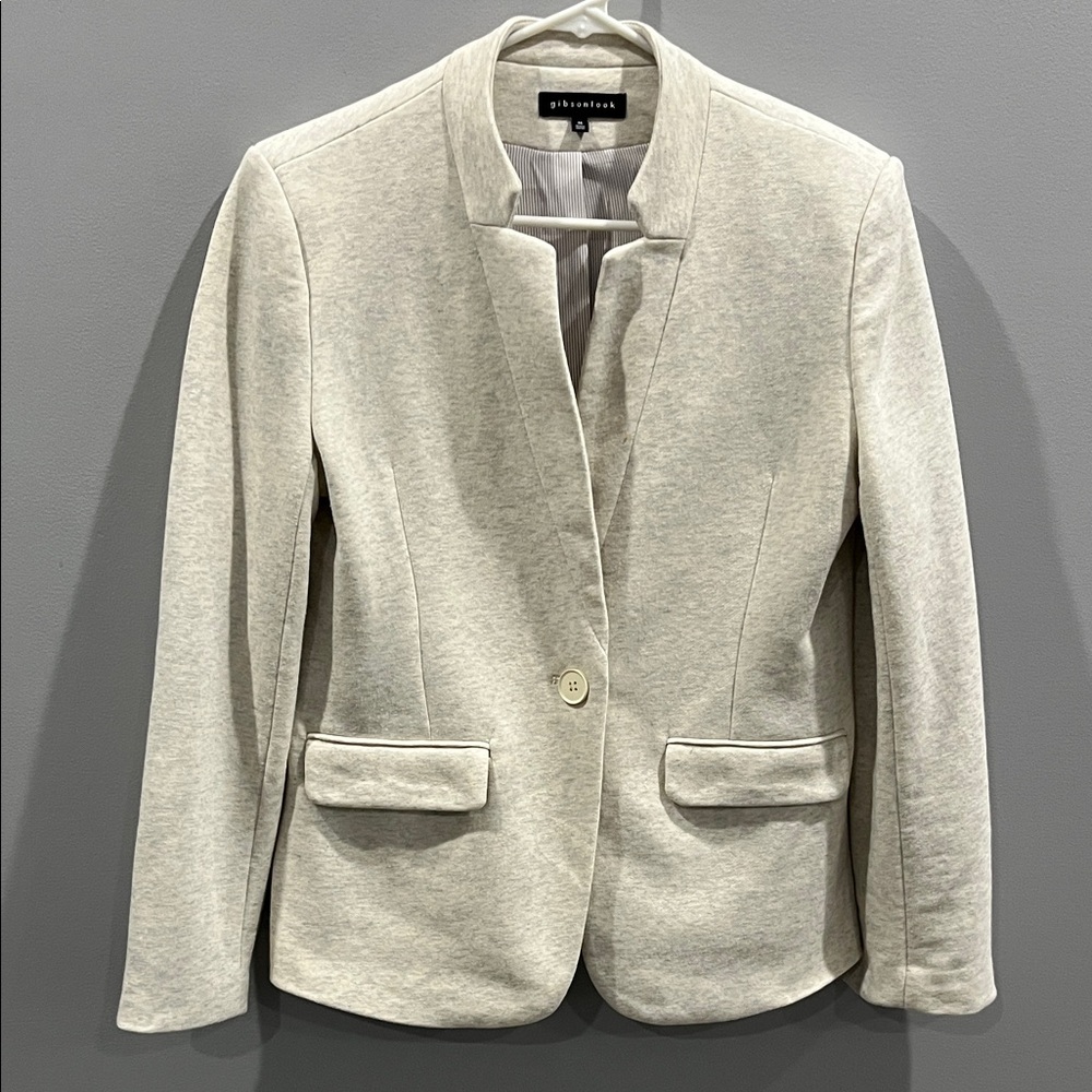 Gibsonlook Notch Collar Elegant Women's Oatmeal Color Blazer Size Medium